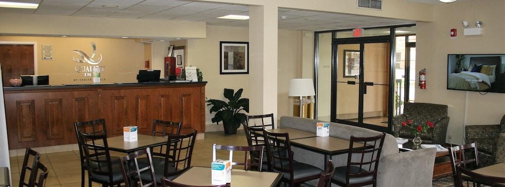 Quality Inn Fredericksburg-Central Park Area Exterior foto