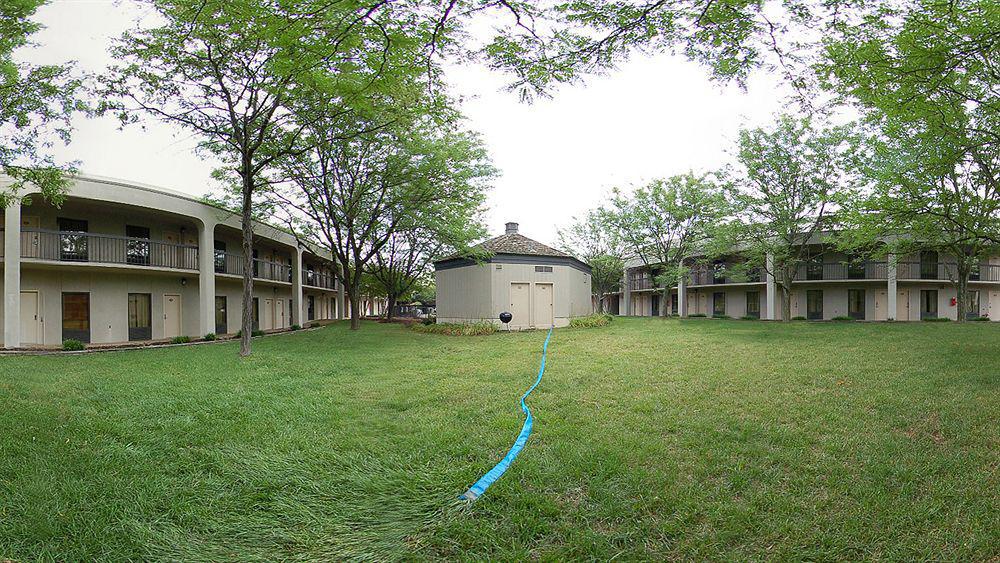 Quality Inn Fredericksburg-Central Park Area Exterior foto