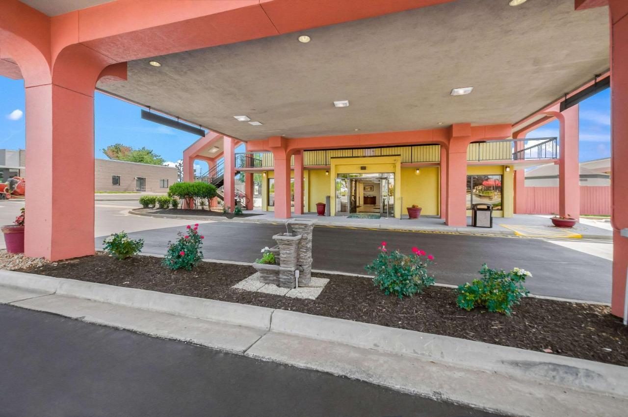 Quality Inn Fredericksburg-Central Park Area Exterior foto