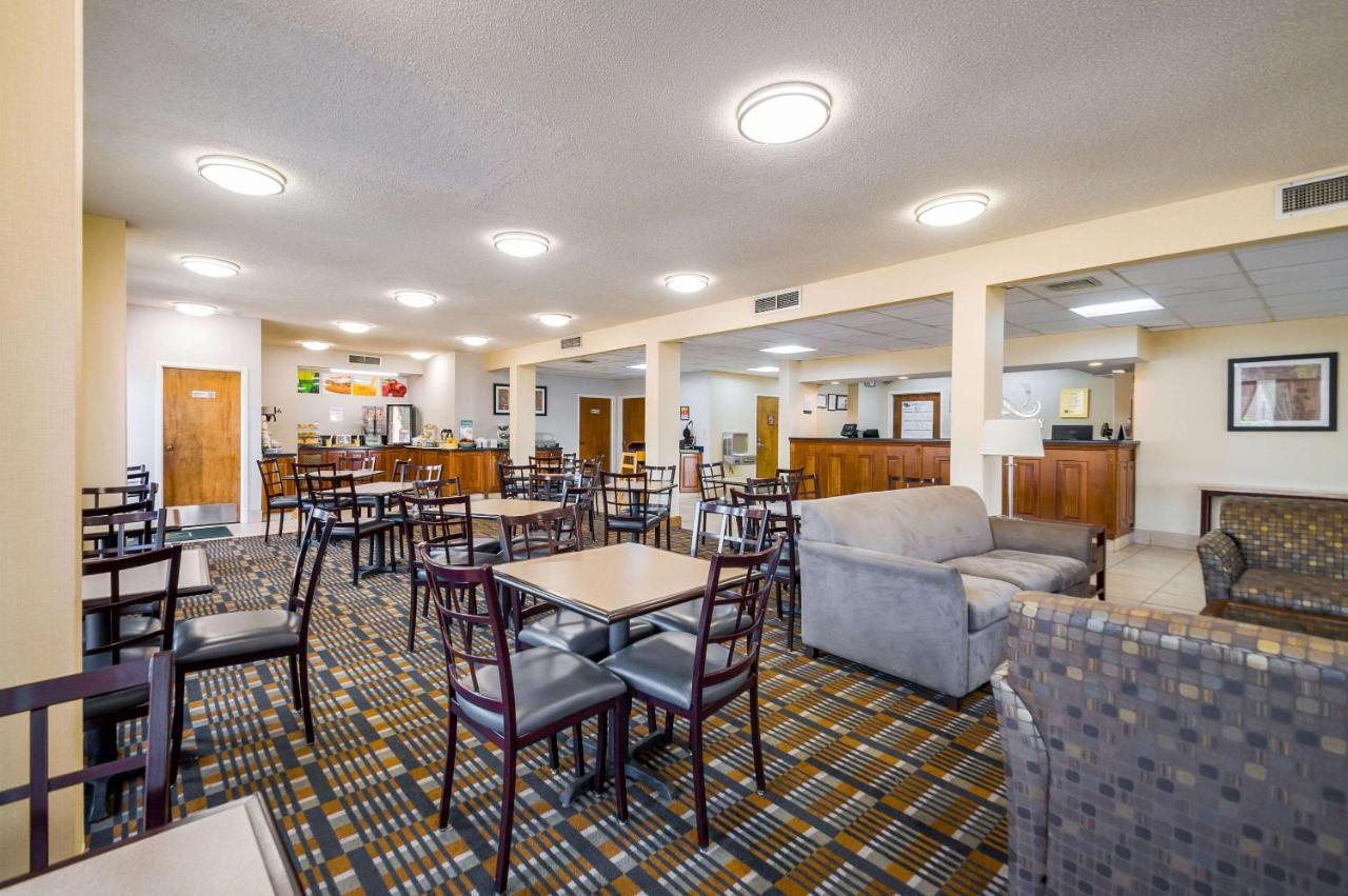 Quality Inn Fredericksburg-Central Park Area Exterior foto
